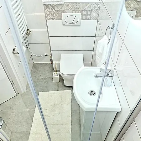 Apartment Oaza 2 *
